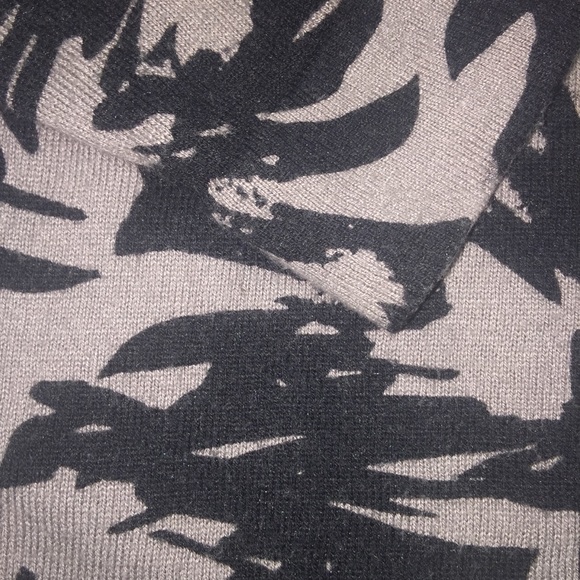 Vince Camuto Womens Blk & Gray LS Sweater Medium - Picture 4 of 7